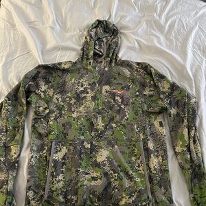Sitka Fanatic Hoodie - Never been worn